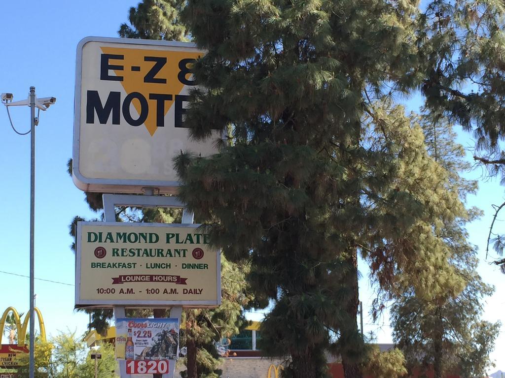 Ez 8 Motel Airporter Феникс Экстерьер фото