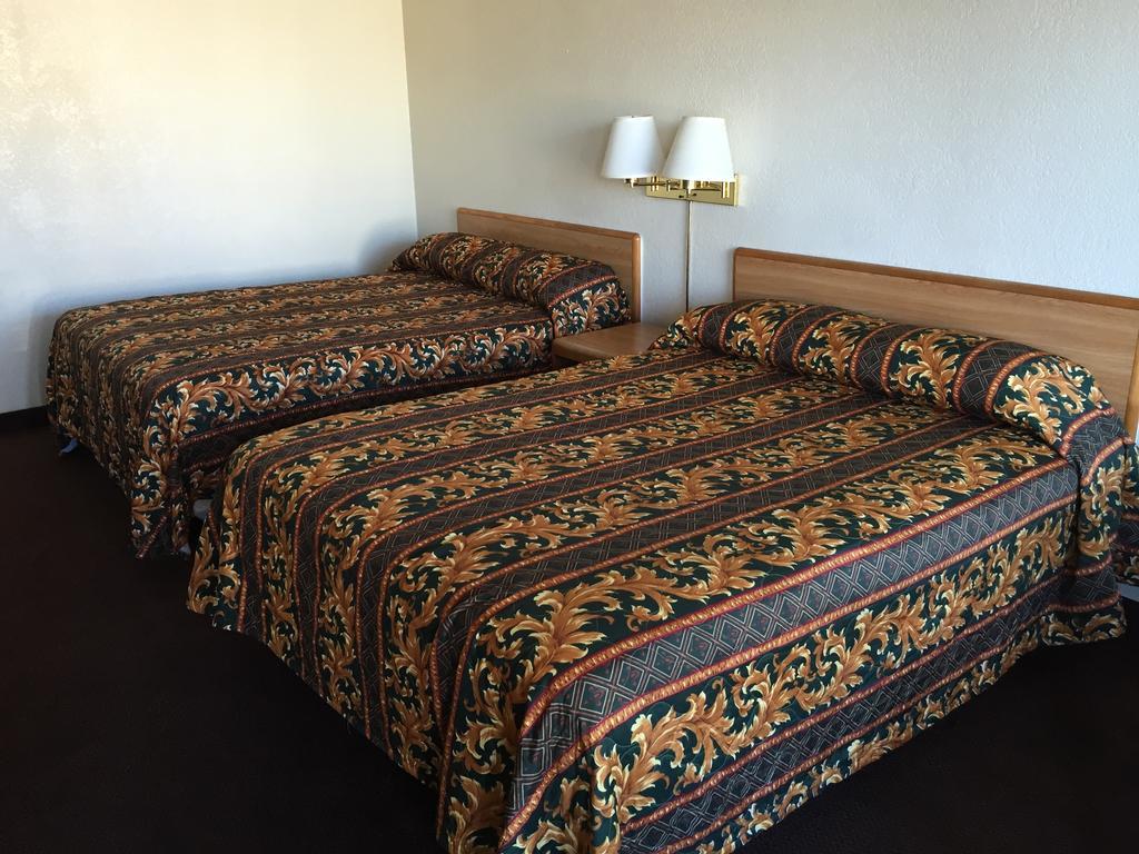 Ez 8 Motel Airporter Феникс Номер фото